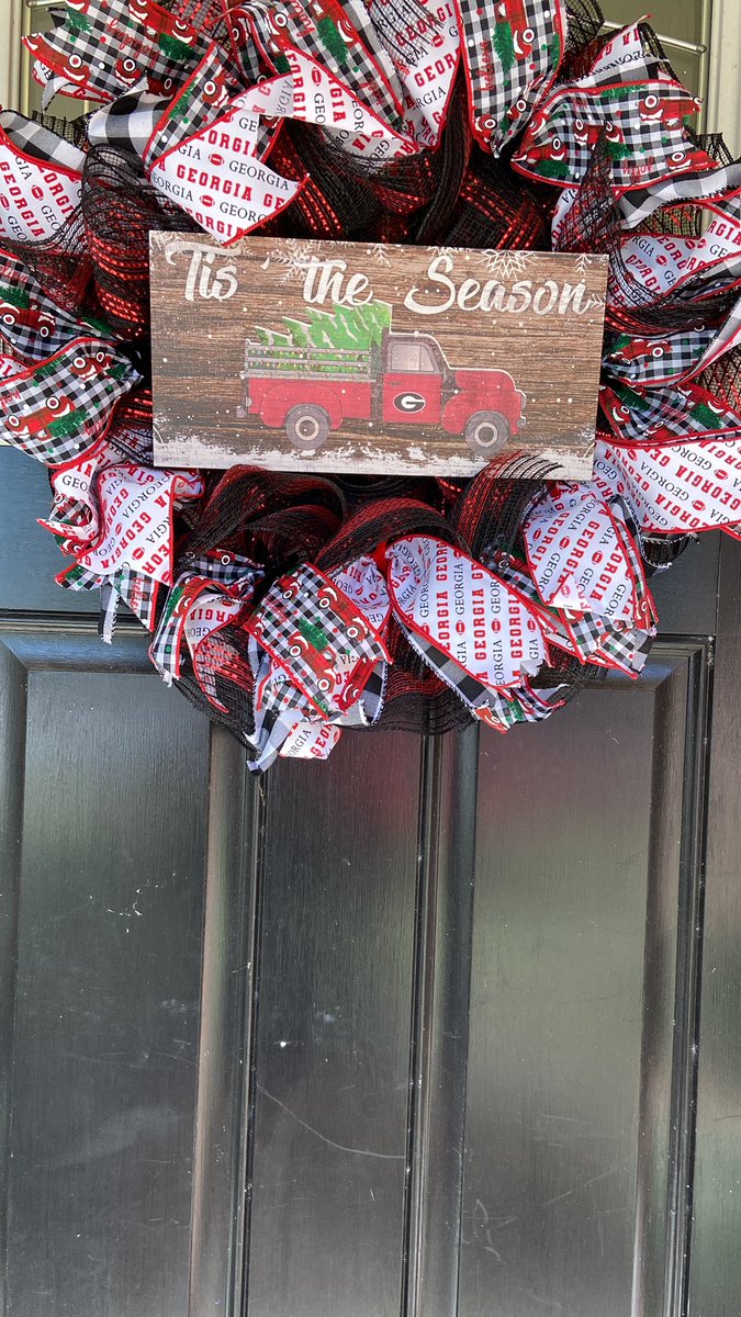 Allison (@abass0619) on Twitter photo I got my new wreath for Christmas! A giant thank you to <a href="/Bulldogs98co/">georgiagirl24Cathy</a> ! I love it and Go Dawgs!!! ❤️🖤❤️🖤 I got my new wreath for Christmas! A giant thank you to <a href="/Bulldogs98co/">georgiagirl24Cathy</a> ! I love it and Go Dawgs!!! ❤️🖤❤️🖤