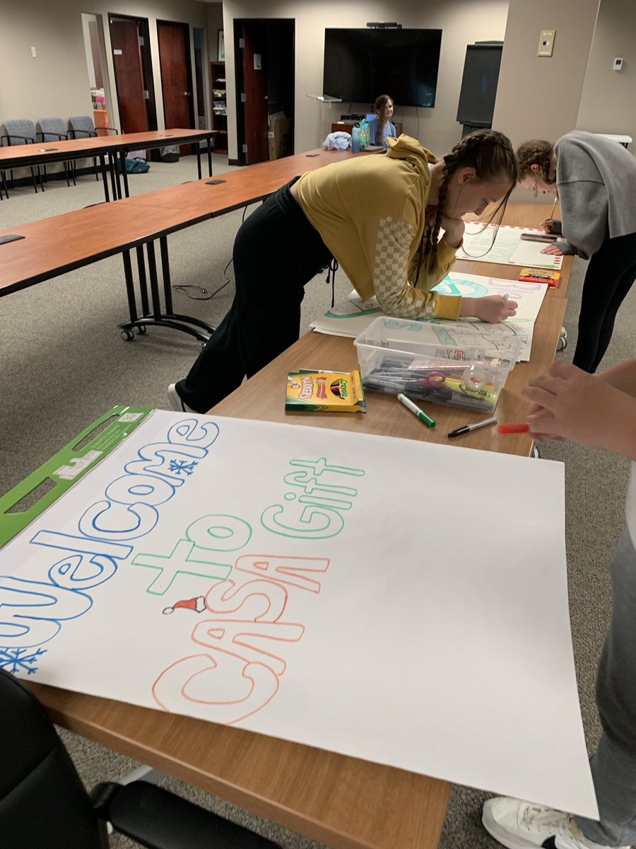 ProfeDetrixheOW's tweet photo. Last day before Thanksgiving break and OW students are involved in our school wide Give A Hoot community service project at CASA helping kids in need for the holidays! ⁦@CASAjwc⁩ ⁦@OlatheWestOwls⁩ https://t.co/YqW7BUcdAI
