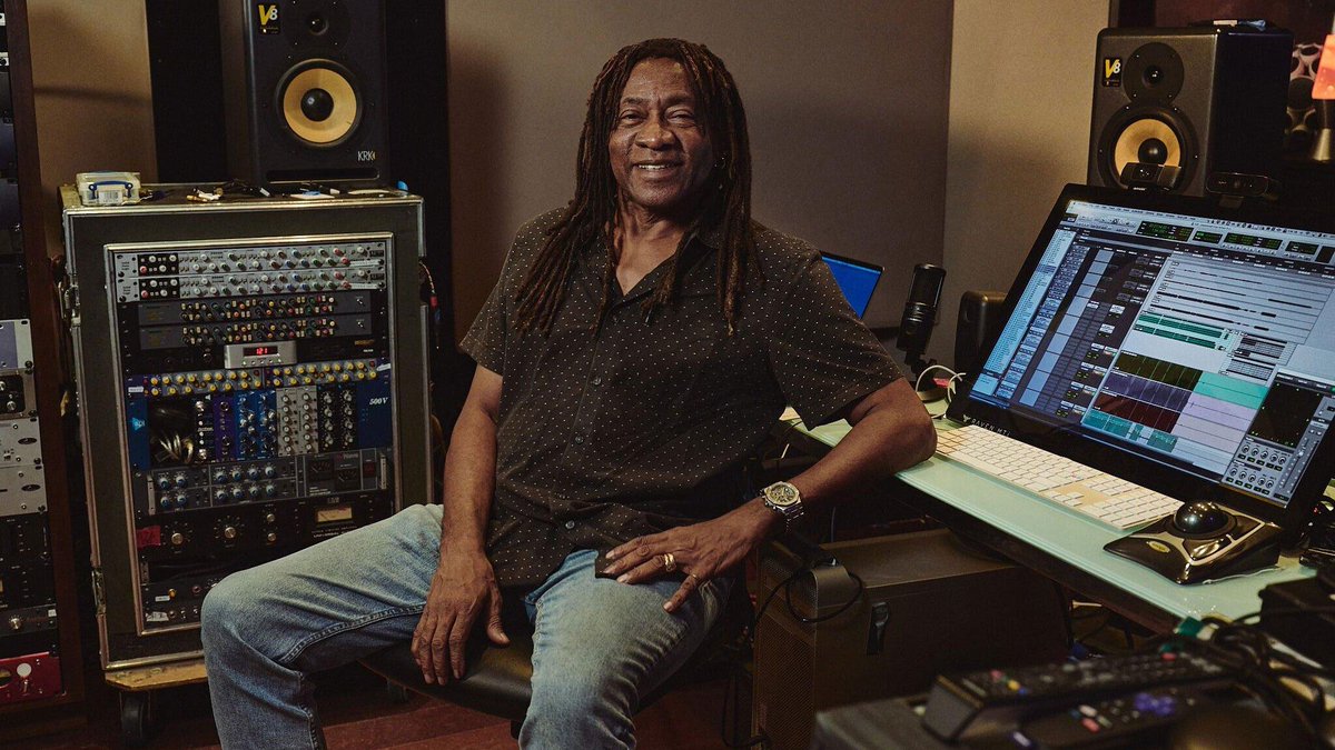Big Grammy P&amp;E party with Jimmy Douglass as the Honoree!!!!! Put it on your calendar for Jan. 29, 2025 at the Village in Santa Monica. Always a good time, especially great because The Senator is in the house!!!!! #METalliance #jimmydouglass #twoessesplease #grammyweek #naras  ...
