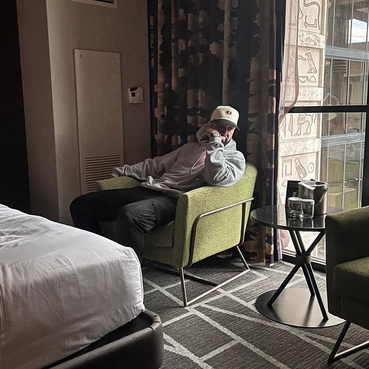 Ballahtonic's tweet image. We're on Spotify, we're everywhere!
HORIZONTE- @Holmanxeos &amp;amp; @Ballahtonic 
Mix&amp;amp;Master @RedMagicBeats 
open.spotify.com/intl-es/track/…