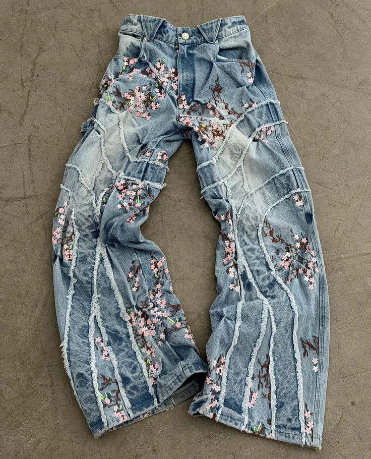 Rogue Fashion tweet media