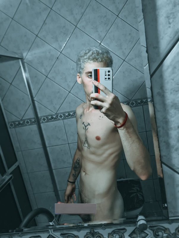eroi_boy's tweet photo. To me sentindo o homem mais gostoso do mundo, adoro essa foto!! DM aberta pra ver mais amores!😈🔥
#PINTOSAWARDS 
#PEITOSAWARDS 
#PINTOAWARDS 
#PEITOAWARDS 
#RABASAWARDS 
#RABAAWARDS 
#TROCONUDES 
#XOTAAWARDS 
#BUCETAAWARDS 
#XOTAAWARS 
#XOTASAWARDS
#ROLAAWARDS 
#PENISAWARDS https://t.co/22kVys1tj3