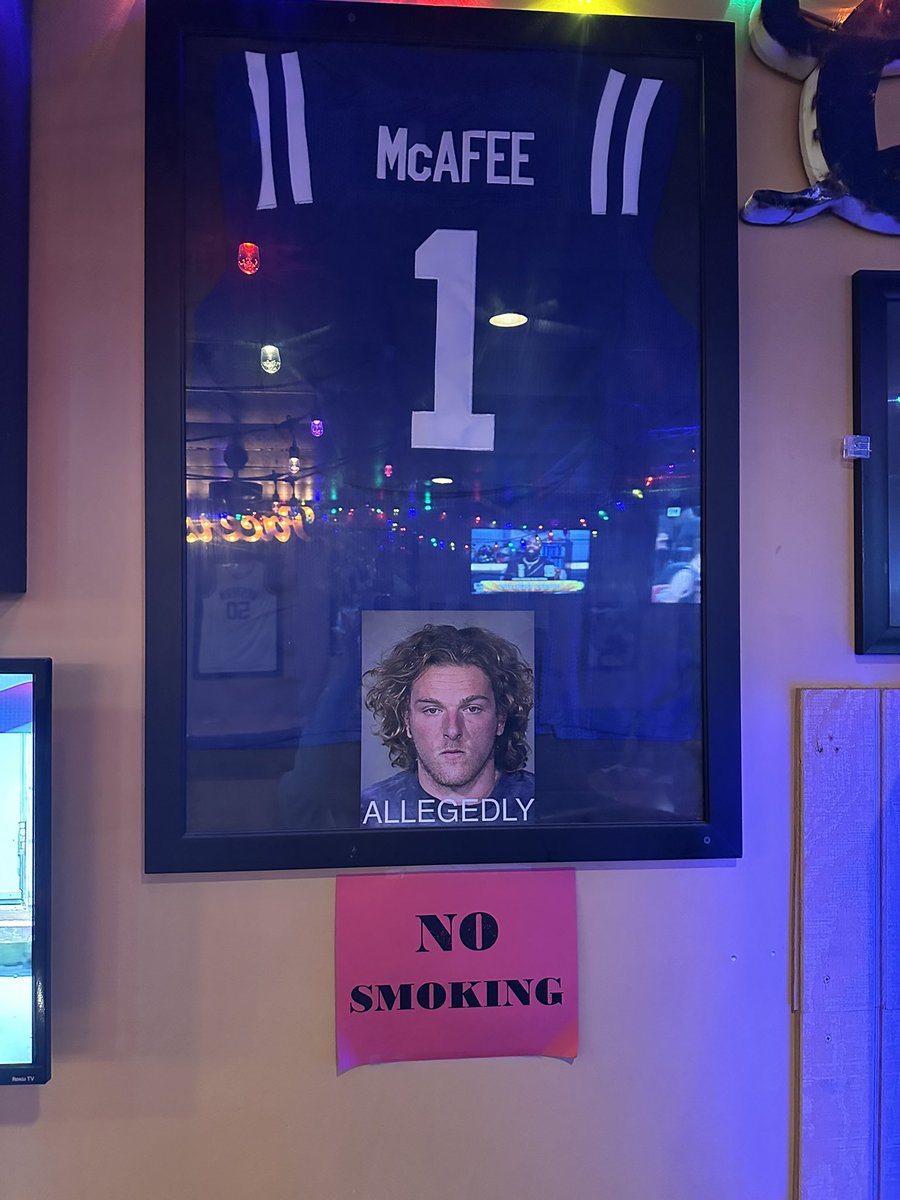 klflick17's tweet photo. Hey @PatMcAfeeShow Can you come sign this jersey in my favorite pub? Roscommon - Frankfort Indiana https://t.co/ZsITGg9ED2