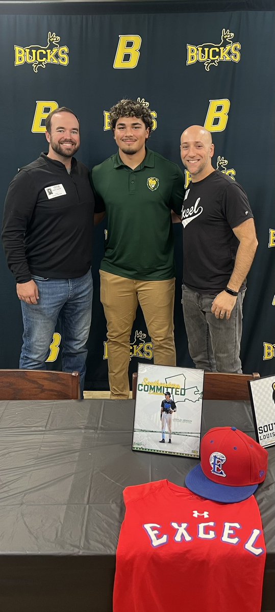 Quick trip up north to celebrate with ‘25 Blue Wave National and <a href="/Buckhorn_Bsball/">Buckhorn High School Baseball</a> star <a href="/JoshuaHenson25/">Joshua Henson</a>, and his family, as he signed with <a href="/LionUpBaseball/">Southeastern Baseball</a>! #Excel4Life