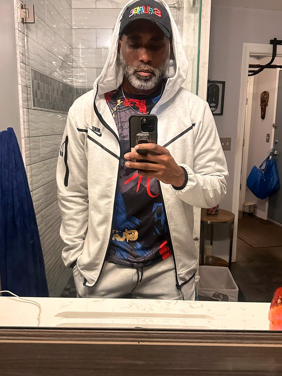 QSOLOMON tweet media
