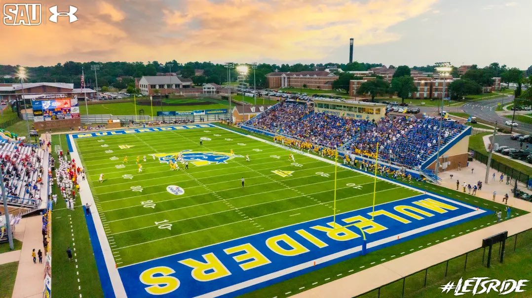 Quize🦂 tweet media