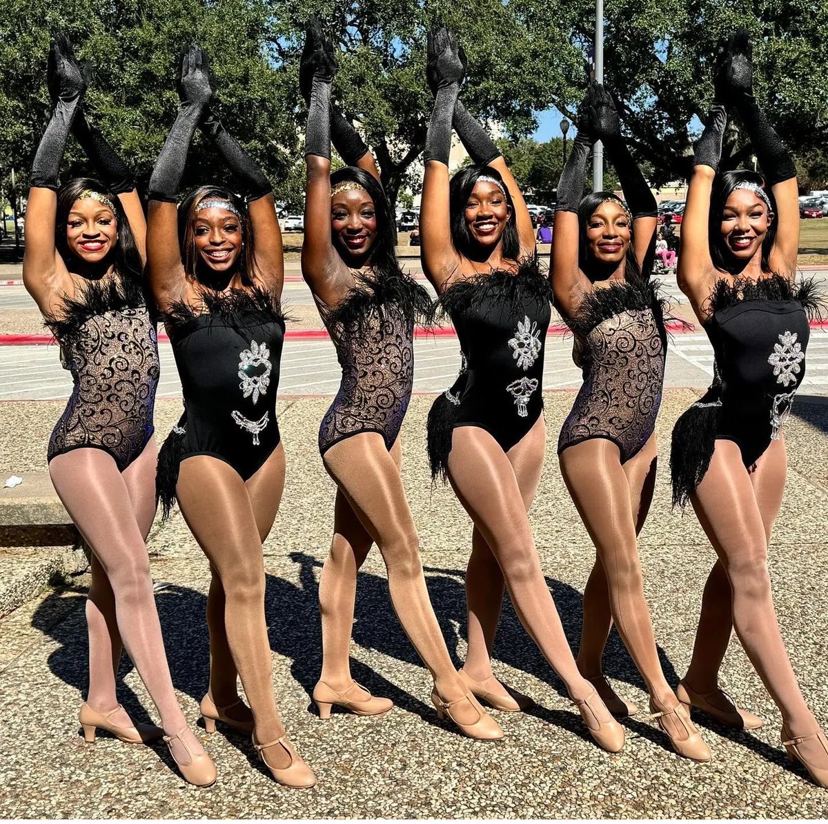 kmorieeee's tweet image. a REAL lady. #AITE🦊✌🏽