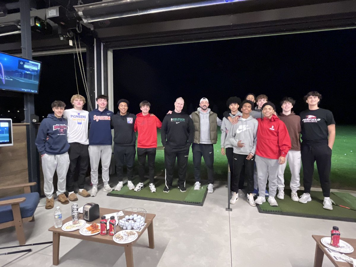 Penfield Boys Basketball tweet media