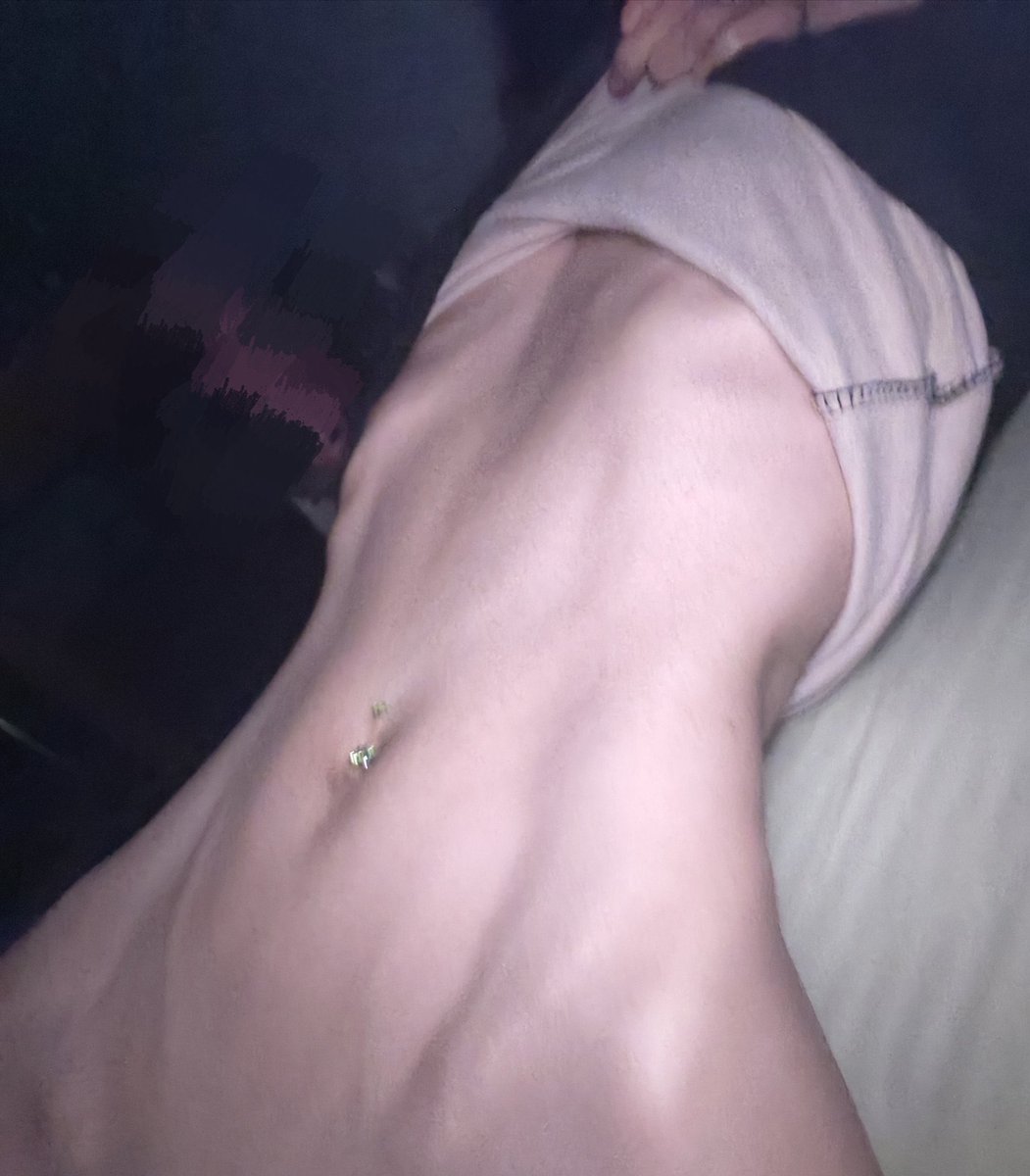 thinspo (@onetinybabi) on Twitter photo 