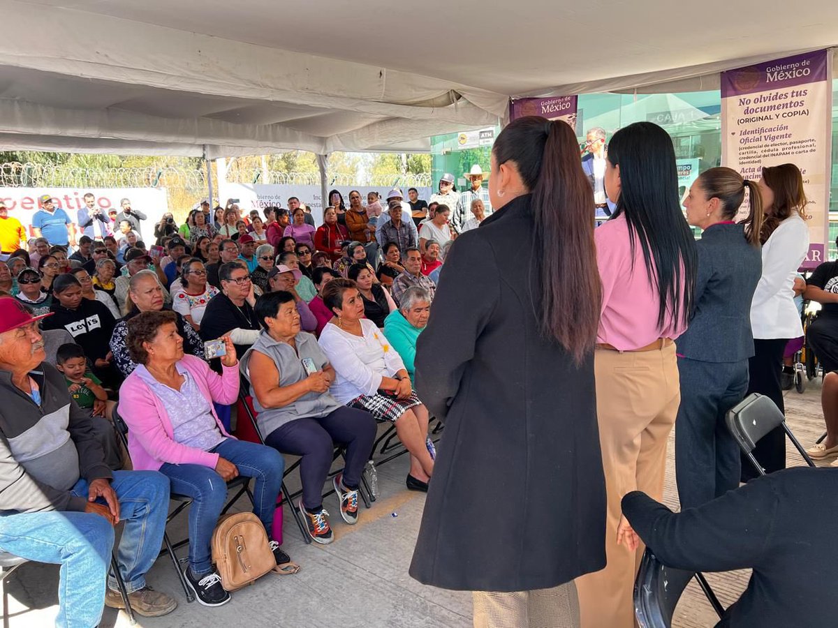 En Pabellón de Arteaga, #Aguascalientes, nuestra presidenta, <a href="/Claudiashein/">Claudia Sheinbaum Pardo</a>, visitó la sucursal del <a href="/bbienestarmx/">Banco del Bienestar</a>, donde se están registrando las mujeres a la #PensiónMujeresBienestar. 💜

<a href="/TereJimenezE/">Tere Jiménez</a>
#EsTiempoDeMujeres
#PrimeroLosPobres