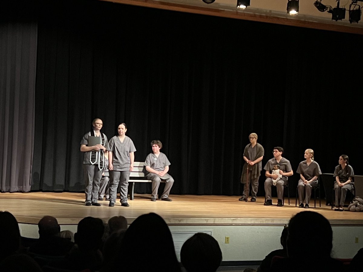 We meet the Giver 👏🏼