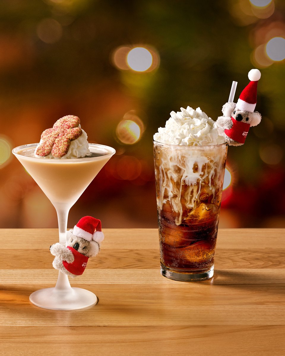 Outback's tweet photo. Gingerbread Cookie Martini and Gingerbread Fizz have entered the chat 🐨🎄 https://t.co/2cFUxvX8Sl