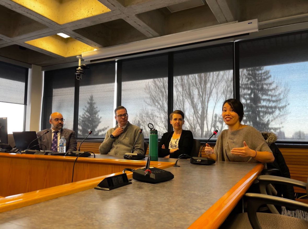 vgiang's tweet photo. Grateful to participate in a panel on “Failing Forward: Dealing with Setbacks in Academic Life” hosted by @UofA_Arts! Moderated by @DrJaredWesley, this workshop explored how to embrace failure as a learning tool. Thanks, Jared, for the invite to contribute to the conversation! https://t.co/HxeukRdnvQ