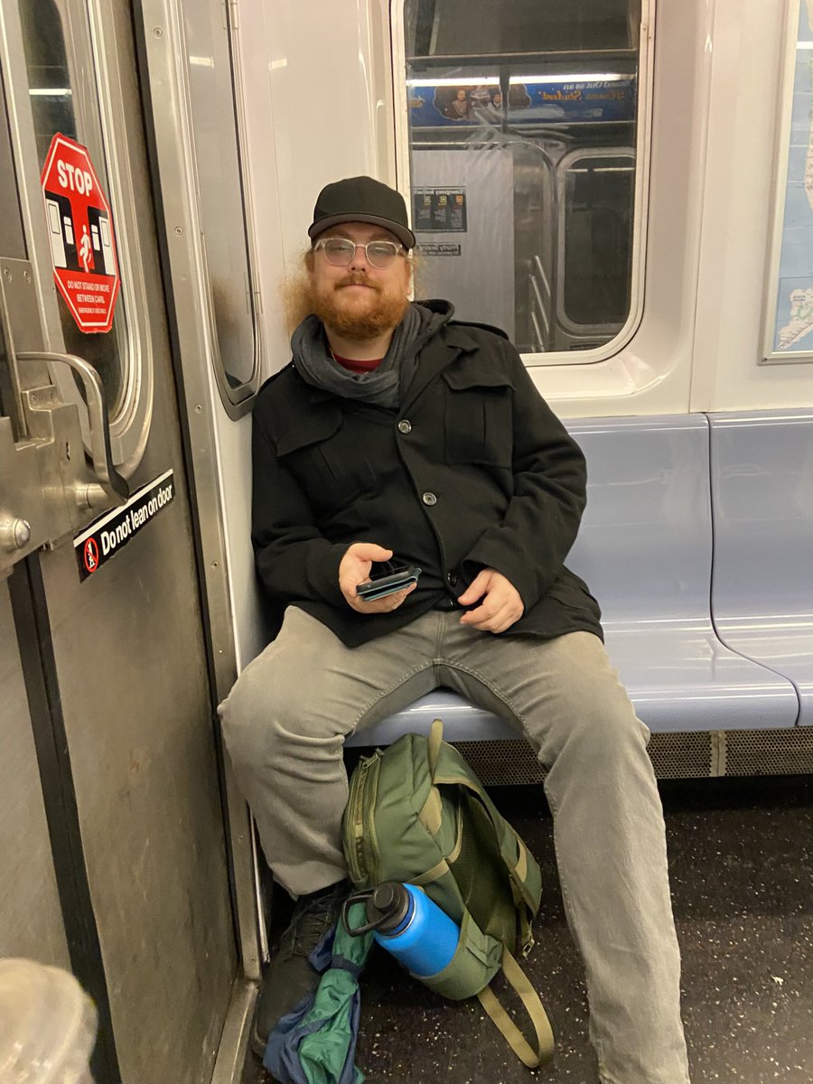 aubreemadeit's tweet photo. Mom and dad were on the train this morning- we love you! https://t.co/Hdqm8f6kJp