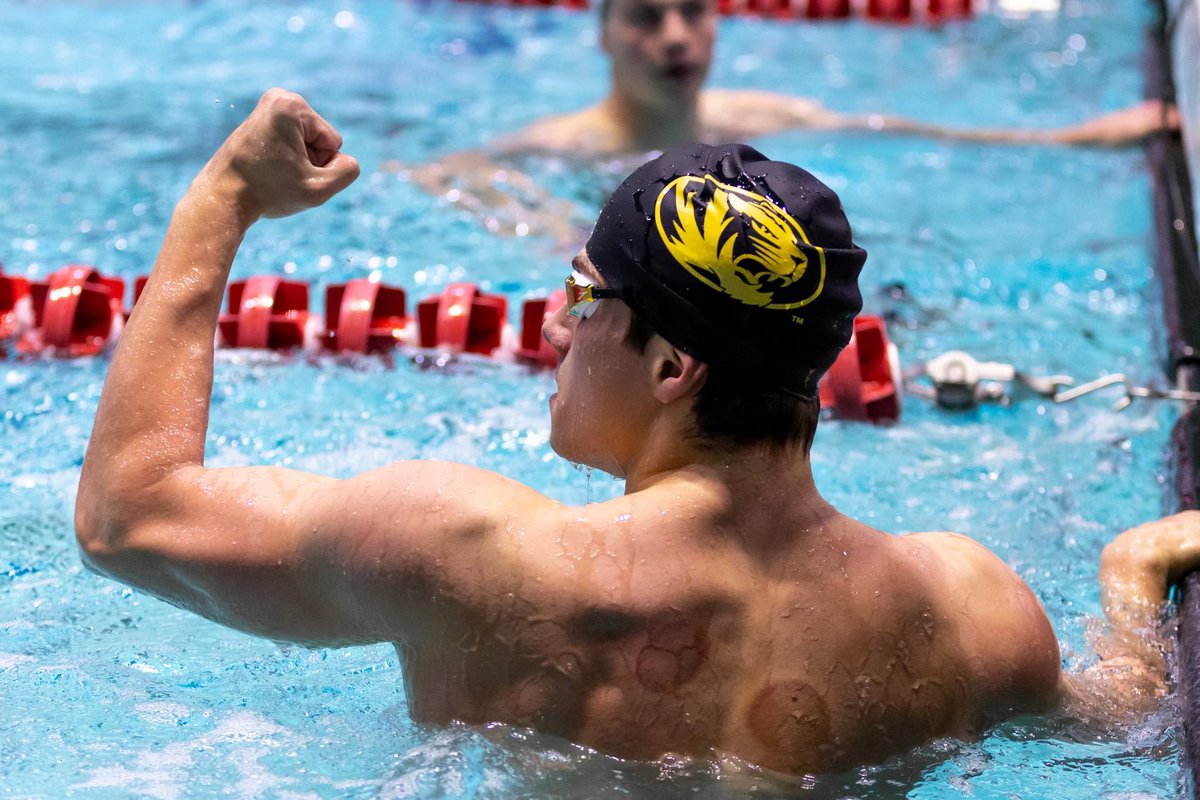 Day 3️⃣ wrapped:

W 1,650 free: Zoe Schneider (8th place)
W 100 free: Zara Zallen (3rd place)
M 100 free: Grant Bochenski (6th place)
W 200 breast: Lina Bank (9th place)
M 200 breast: Alex Ochsenbein (4th place)

#MIZ🐯🌊
