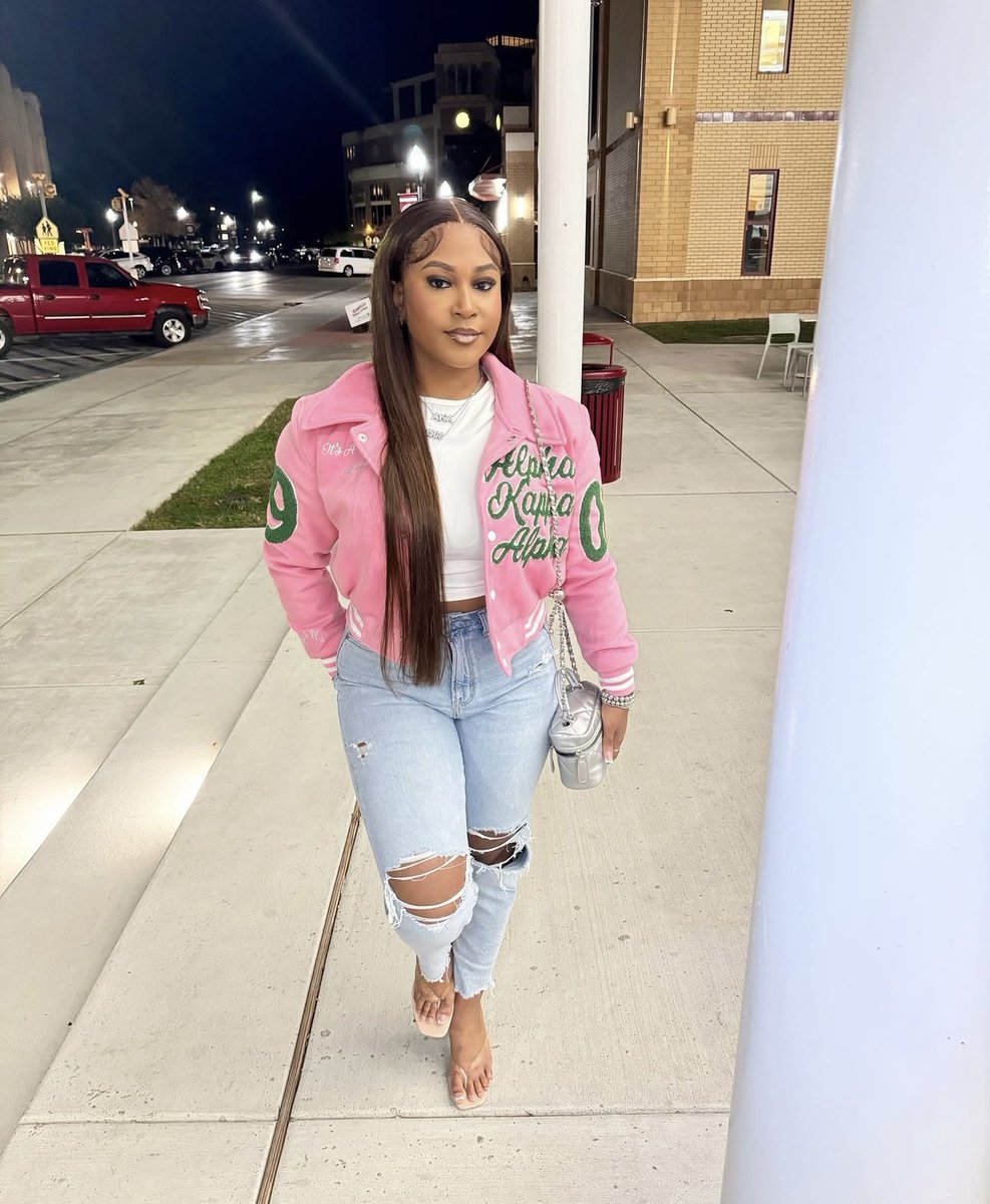 seauxchelsea's tweet image. 4ever a serious matter!🪞
#probateszn