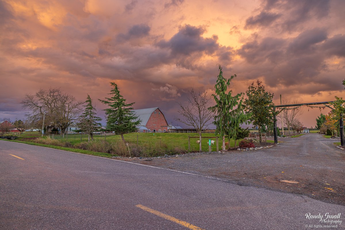 WOW! What an afternoon of rainbows and clouds and sunset reflections!

Photos from Van Buren and Bender roads today.
Lynden, WA #wawx #whatcomcounty #pnw