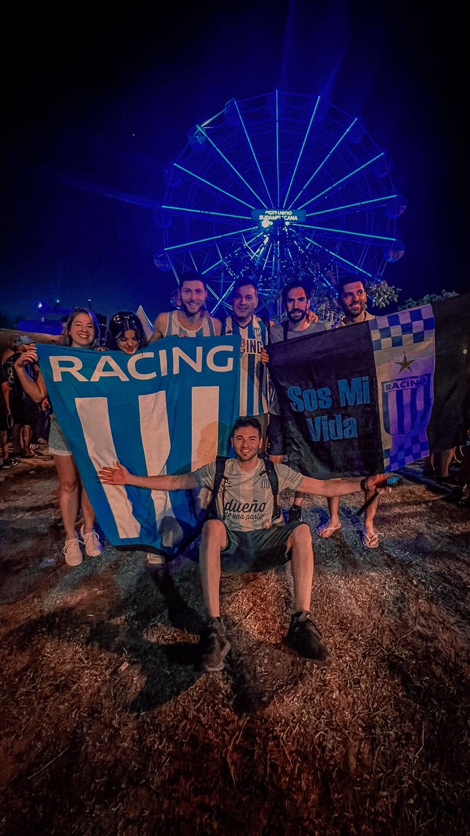 juanroleri's tweet photo. Racing INVADE Paraguay 🇵🇾🩵🤍🩵
Imágenes que tomé con mi drone.

#RacingClub @Sudamericana https://t.co/vBeLBnT53C