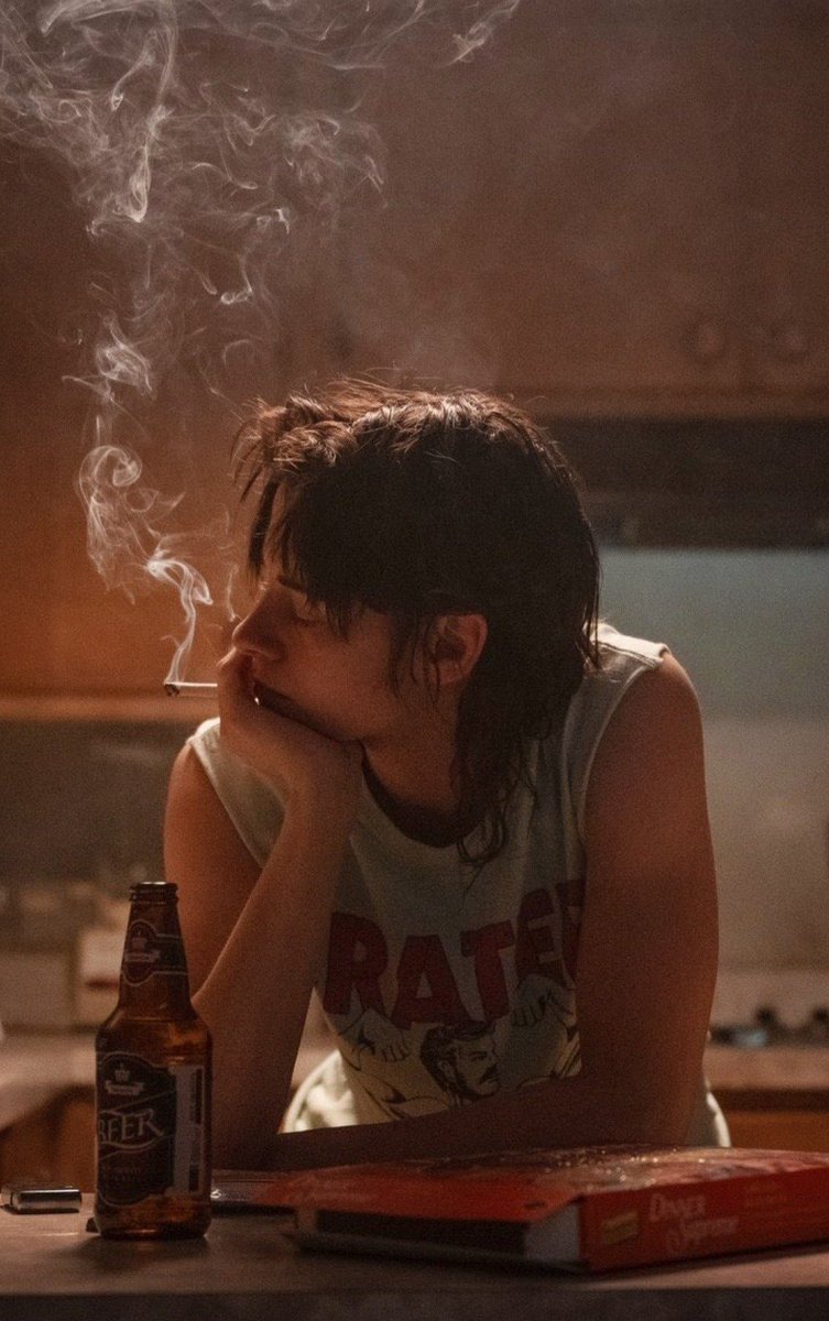 bestofkristenj's tweet photo. katy o’brian &amp; kristen stewart in love lies bleeding (2024) dir. rose glass https://t.co/8g4Zt3t1Aa