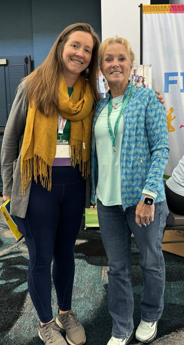 ⁦<a href="/SCAHPERD/">SCAHPERD</a>⁩ ⁦@ProfSCone⁩ ⁦⁦<a href="/Human_Kinetics/">Human Kinetics</a>⁩ ⁩ Look who I met up w/ at #SCAHPER2024 #dance educator &amp; co-author.of the book: teaching children dance.  looking forward to creating more dance videos for the book.  #physed teachers,  great resources for you