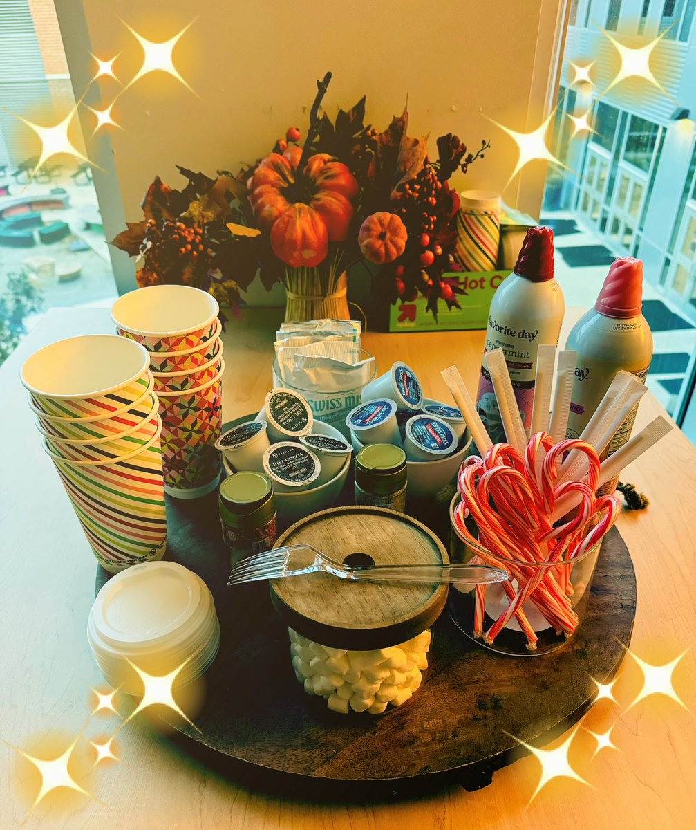 abby_offenbaker's tweet image. ❄️ Thank you ❄️ Mrs. Fischer for the delicious surprise this morning! You are amazing &amp;amp; we love you ❤️ #HotChocolateBar 🎄 #SweetSurprise @AFMSChargers