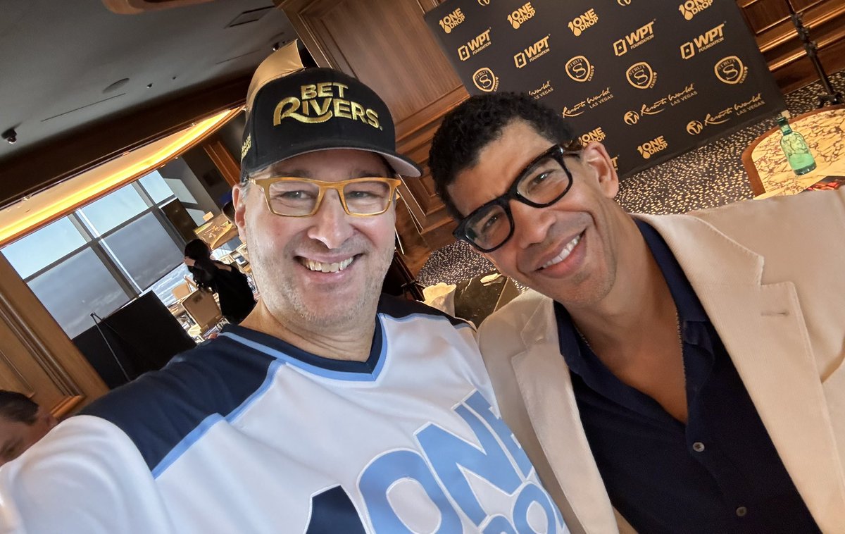 phil_hellmuth tweet media