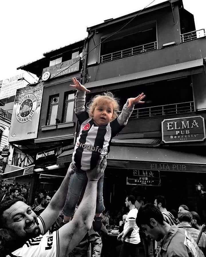 _BESIKTAS_FR's tweet photo. BJK https://t.co/zO8ApK2hwB