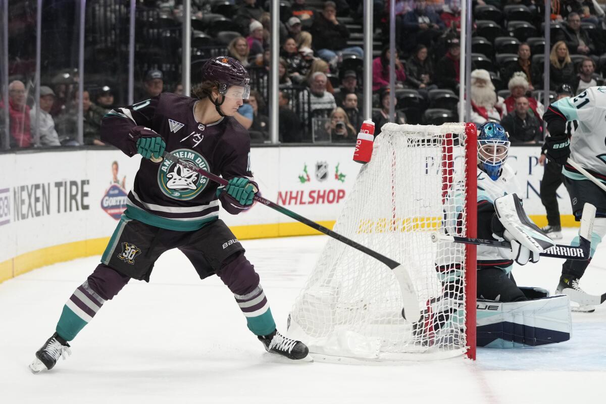 TrevorNeufeld tweet media