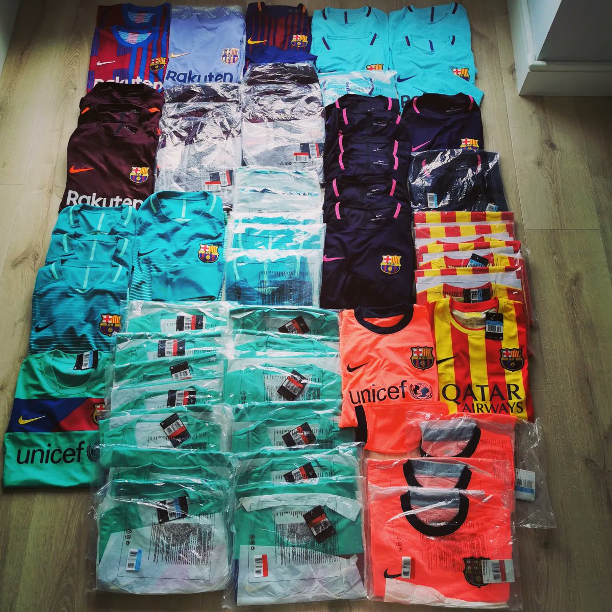 FootballShirts.ie tweet media