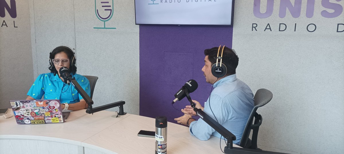 CollisionEBT's tweet photo. 🎙¡HelpyHub en "La Hora del Emprendimiento"! 🚀
Nos llena de orgullo anunciar que uno de nuestros emprendedores, José Pineda, CEO de HelpyHub, fue el invitado en "La Hora del Emprendimiento", el programa radial de MacondoLab y UnisimonRadio que inspira y fomenta el emprendimiento https://t.co/fOuI78QYsr