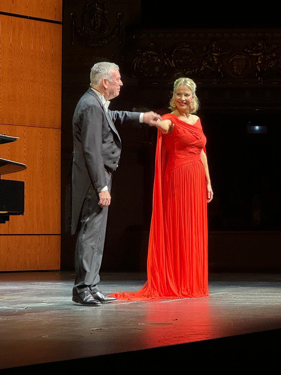 Vibrante actuación de Elina Garanca en el <a href="/Liceu_cat/">Gran Teatre del Liceu</a>. Mucha emoción!!