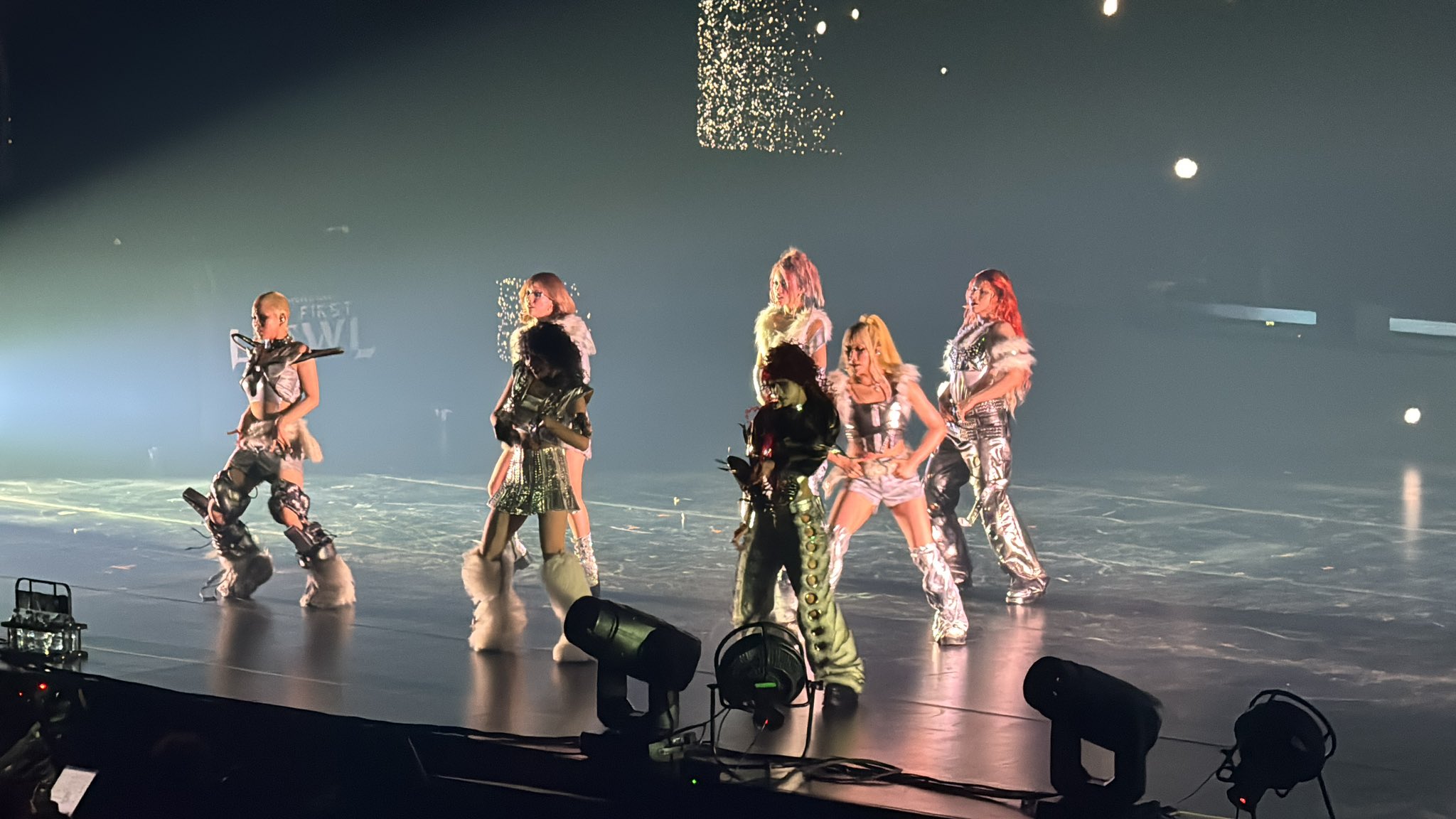 GdBFR0JWQAAqxl8?format=jpg&name=large