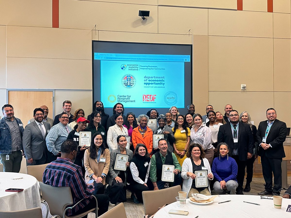 SupJaniceHahn's tweet photo. Congratulations to the 25 graduates of LA County’s Social Enterprise Incubator!

This program helps improve operations for nonprofits and social enterprise businesses so they can create long-lasting change in their communities. I can’t wait to see what these graduates do next. https://t.co/zkIrbQxHQP