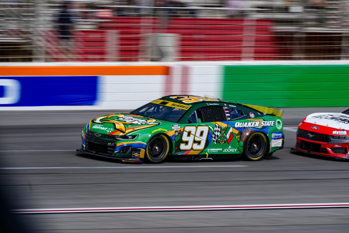 QuakerStateCA's tweet image. #FlashbackFriday to the intense battles and unforgettable moments of the #QuakerState400 at @ATLMotorSpdwy. #EnergizeYourEngine

#SouvenirDuVendredi Les batailles intenses et les moments inoubliables de la #QuakerState400 à @ATLMotorSpdwy. #EnergisezVotreMoteur