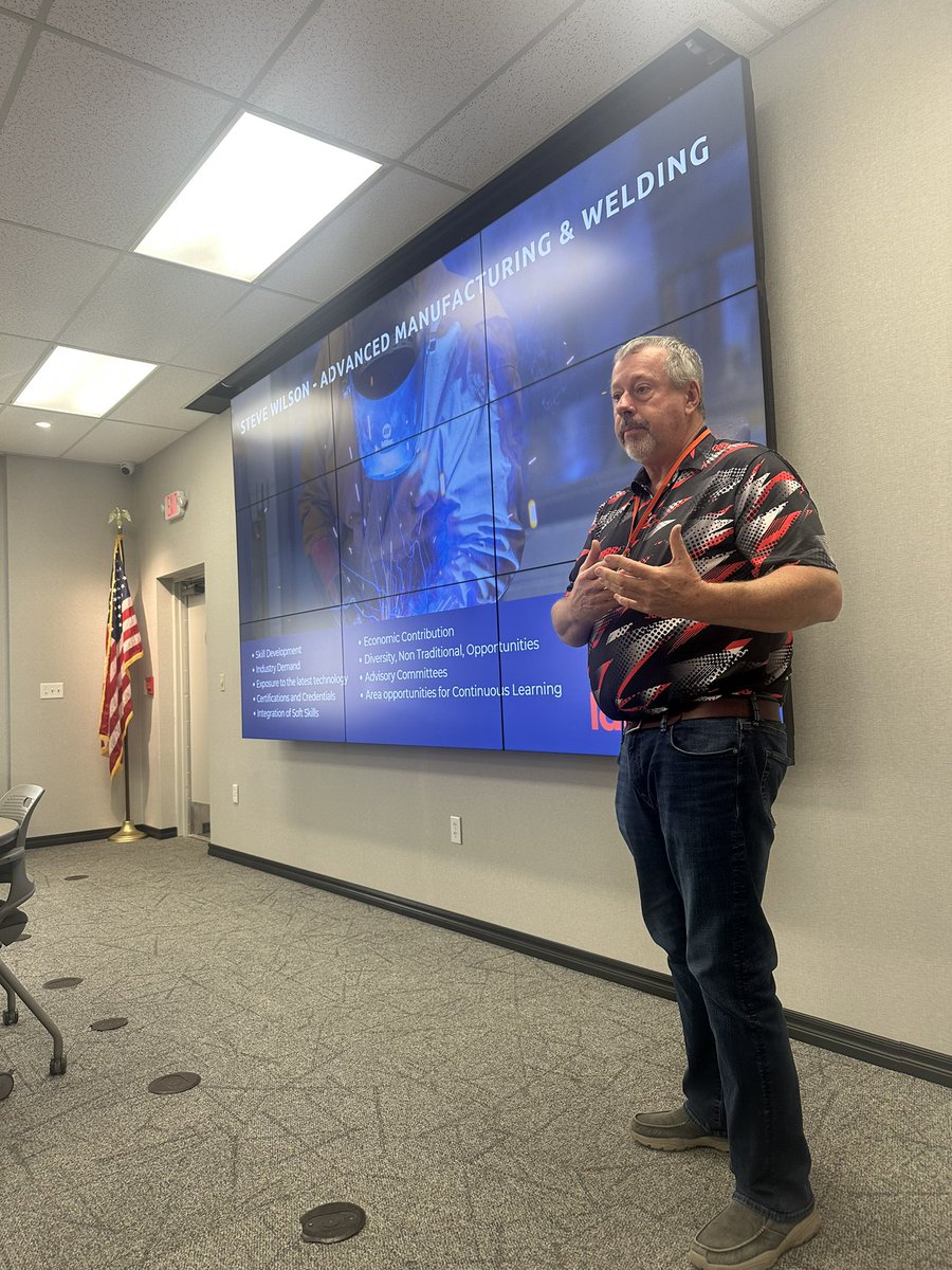 Rogers Public Schools Launch tweet media