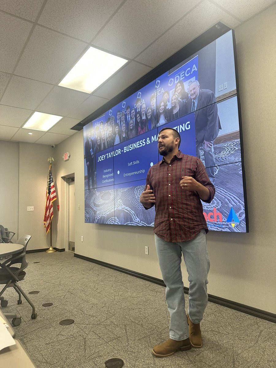 Rogers Public Schools Launch tweet media