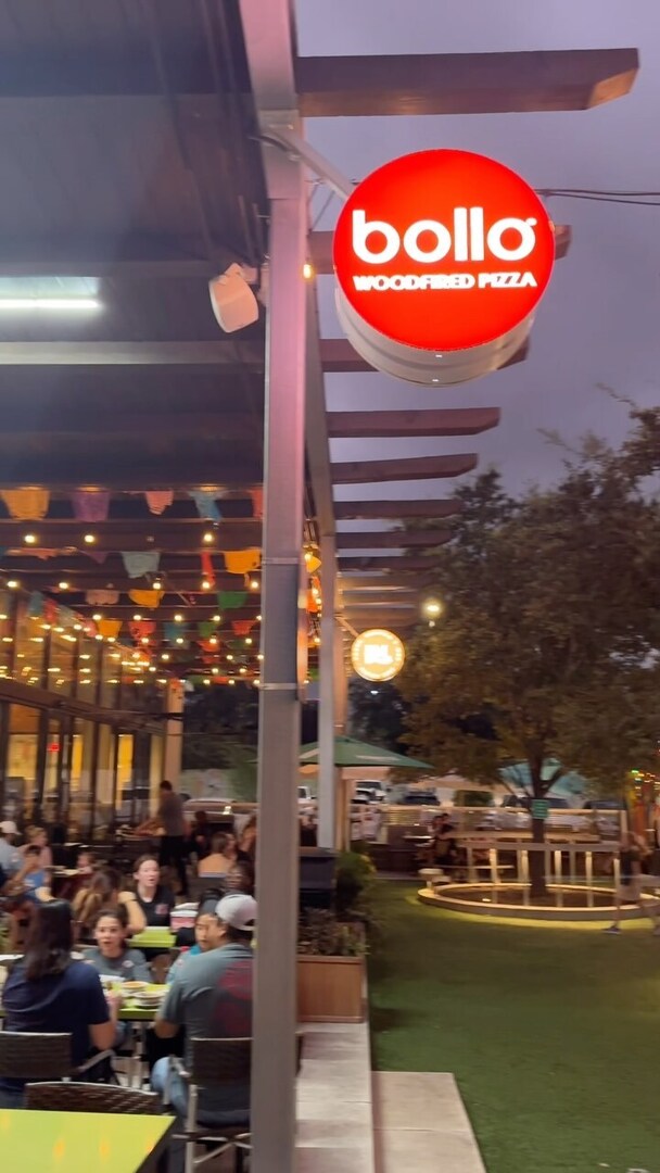 Have a blast# while hanging out at Stomping Grounds this weekend! Savor delicious eats, unwind with some retail therapy, and sip lively libations on the green. 

Let’s keep the good vibes rolling and making everyone’s time at SG fun, safe, and memorable.… instagr.am/p/DCsAzXzp6Jb/