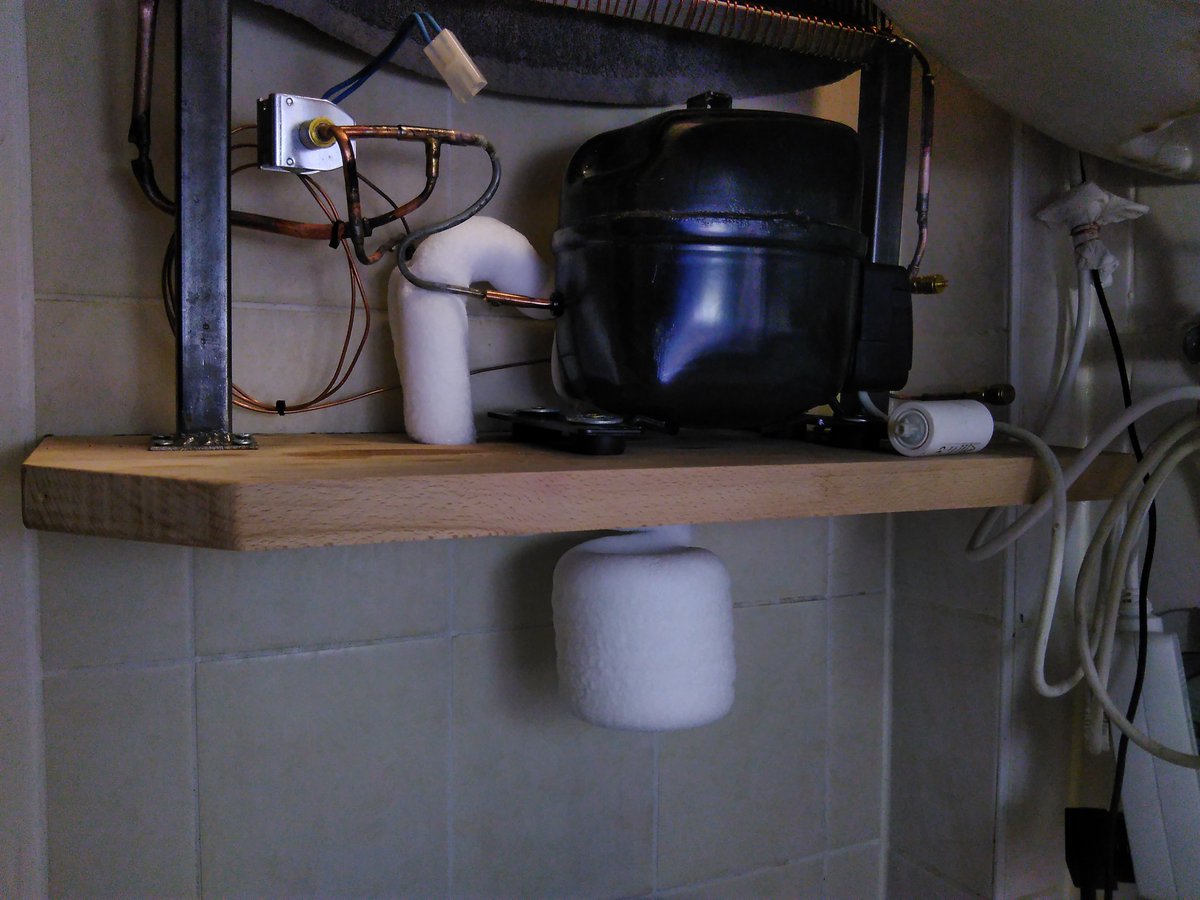 Towel-dryer-dehumidifier-combo!