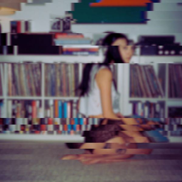 SPILL ALBUM REVIEW: QUEEN KWONG - STRANGERS
spillmagazine.com/92198

#albumreview #album #newmusicfriday #newrelease #rt #songwriter #singer #rock #alternative #altrock #alternativerock #artrock #indie #indierock #postrock #losangeles #california #usa 🇺🇸