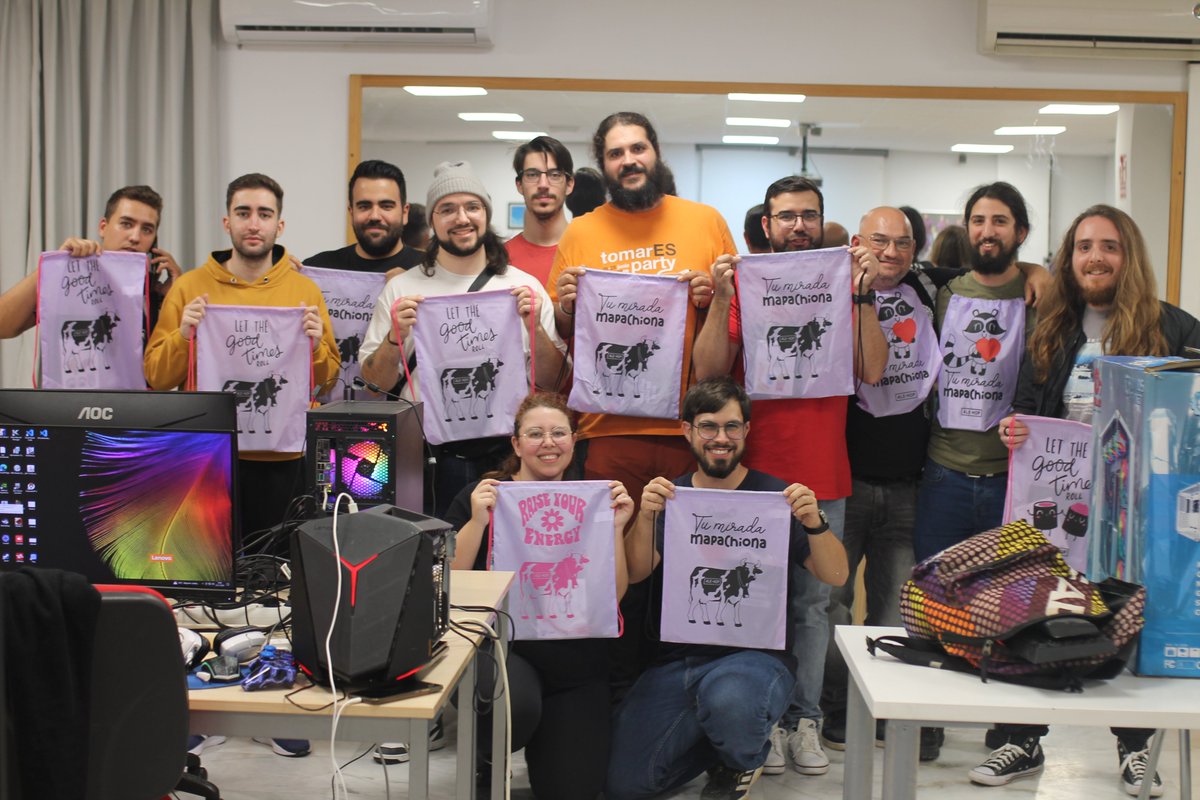 5ta LAN Party AAGOA.

Fotos por: Sandra Grago.

Lugar: Casa de la Juventud de Gines (Sevilla).

<a href="/AytoGines/">Ayuntamiento de Gines 🇺🇦 Sevilla</a> <a href="/CasaJuventGines/">CasaJuventudGines</a>