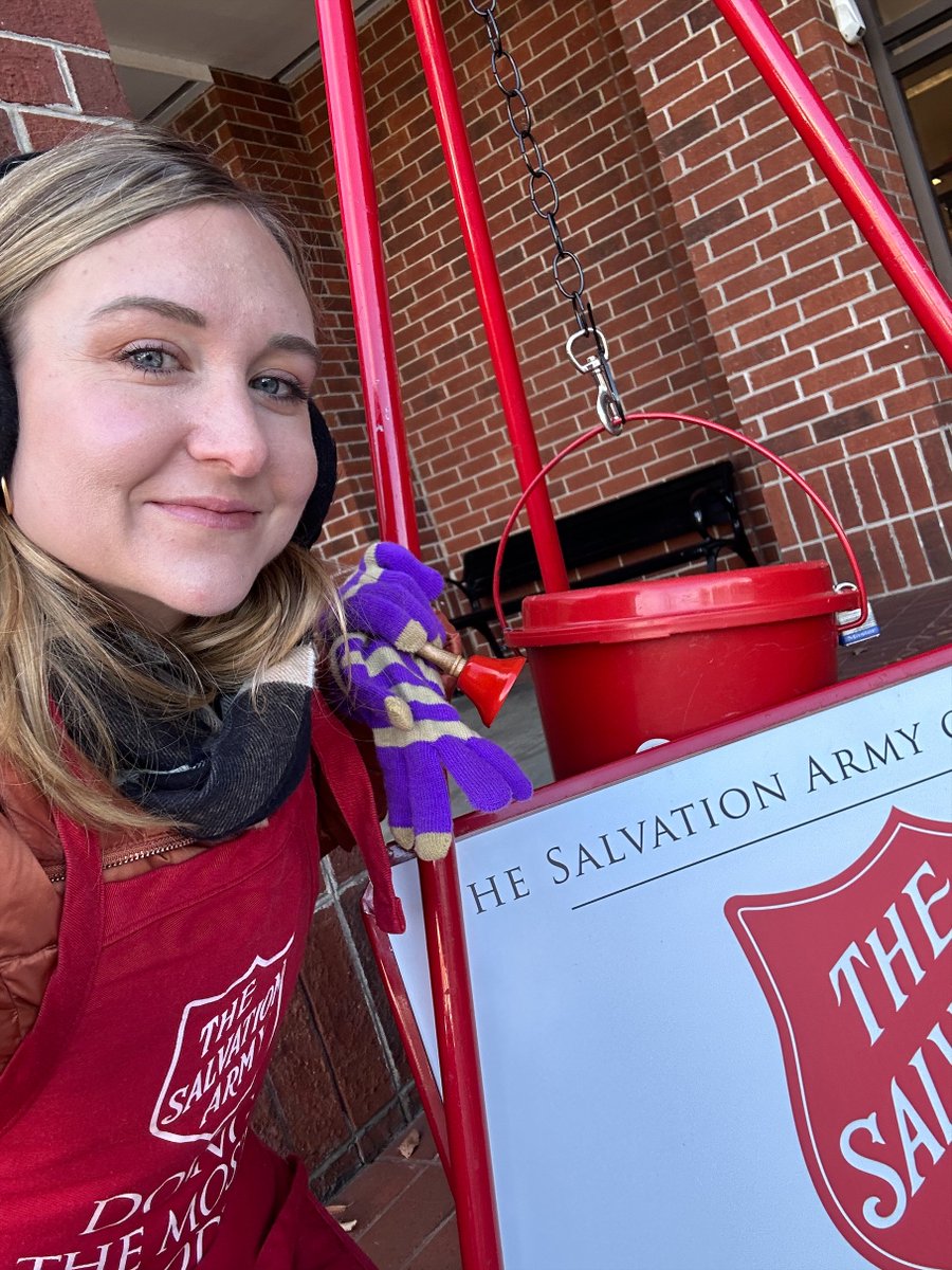 TriadFinancial's tweet photo. Even during our busiest season, we live with intention. 💙 Our amazing team braved the chilly weather to ring the bell for The Salvation Army at Friendly Shopping Center—a tradition we’ve proudly upheld for years! #DoingTheMostGood #GetYourJingleOn #GiveBack #TheSalvationArmy https://t.co/JvDa9MFsFV