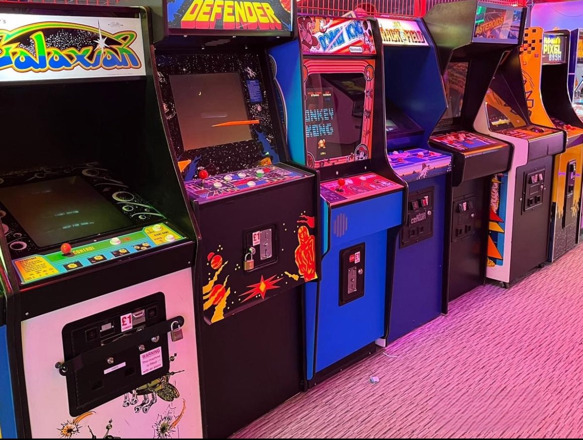 wendeeluvz's tweet image. You’re a kid again with a pocket full of quarters 🤩 Which game are you Rock’n first❓🪙 #ArcadeFun🕹️ #80s⚡️💯🤘🏼