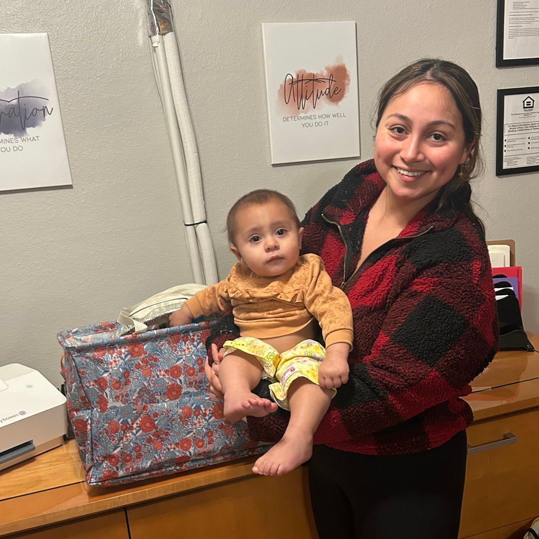 This Thanksgiving, thanks to the incredible generosity of so many, we were able to provide complete Thanksgiving meals, filled with all the fixings for a heartwarming holiday feast!🦃 🍂 🧡