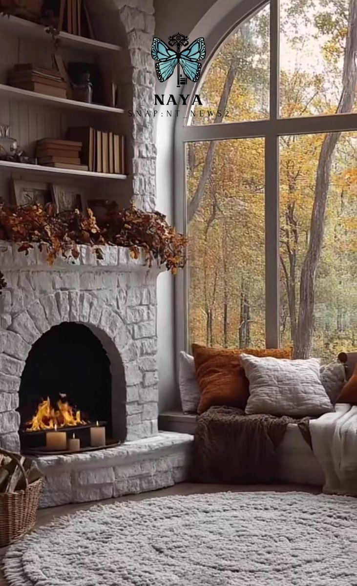 إنتهت الحروف....

ولم أجد ما يصف لكِ إشتياقي....!!!
تركت في محراب الحروف.. أمنيتي .. 
وحملت لكِ بين السطور..
       ألف نبض..
                وألف عشق...
                       وألف اشتياق ...
           فهل قرأتِ🤍…!!؟