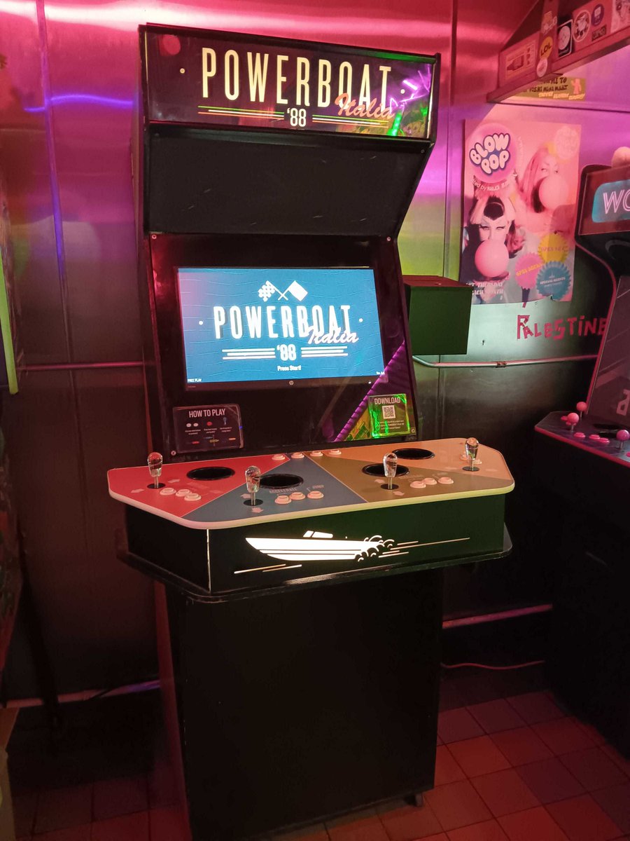 ArcadeCommons's tweet image. With Hexcade complete, there's been some shuffling of the games. You'll now find Volleygon at Windjammer in Ridgewood, and Powerboat Italia '88 at All Night Skate, while most of the other games reside at @wondervillenyc. Please check them out and support the indie arcade scene!