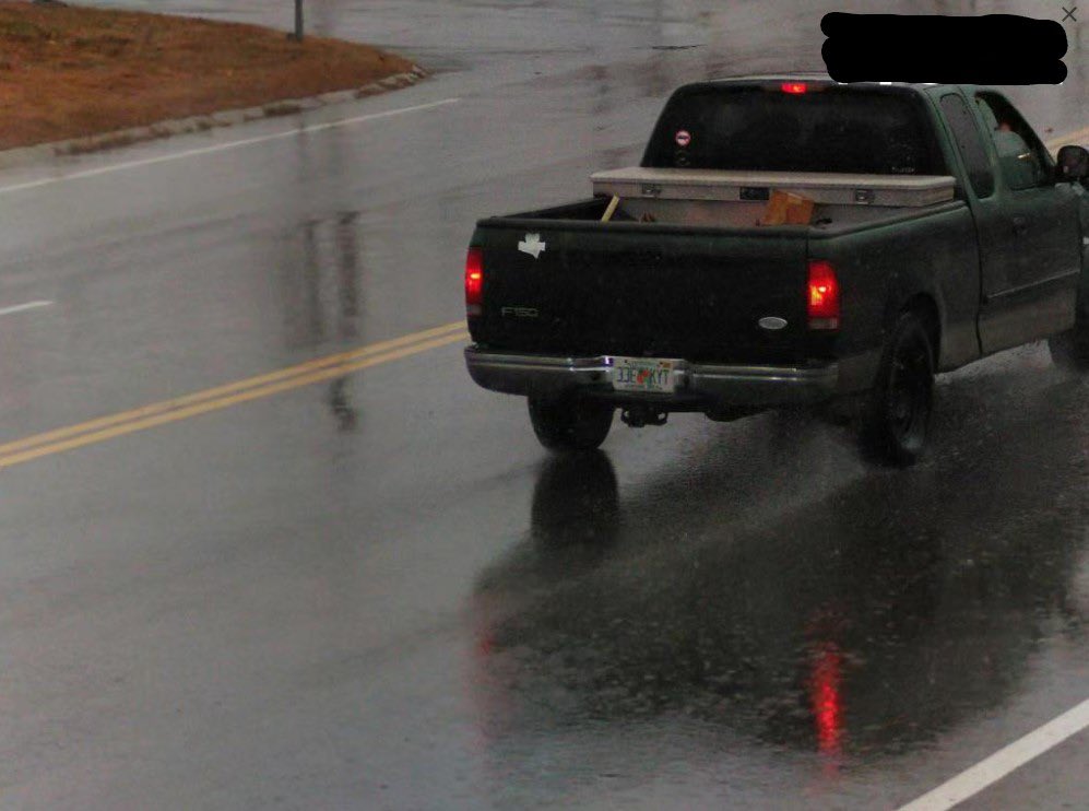 Seekonk Police Dept. tweet media