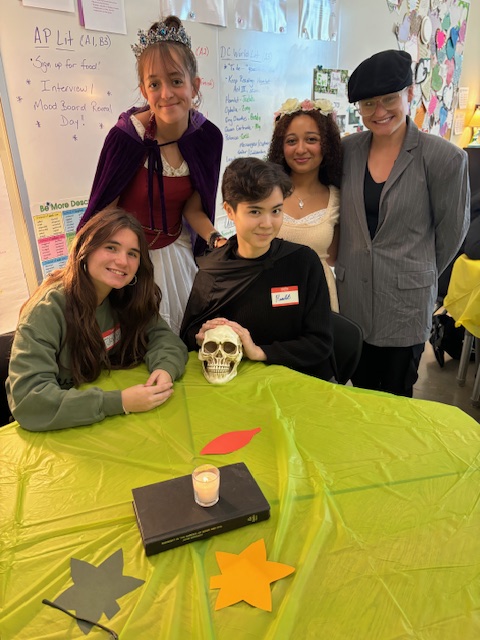 NWRankinHS's tweet photo. Seniors in AP and Dual Credit Literature classes gathered to celebrate Literary Thanksgiving this week. Students came dressed and acting like characters from the literature they have studied this semester! #WeAreNorthwest #HappyThanksgiving https://t.co/XIjj7O94A2