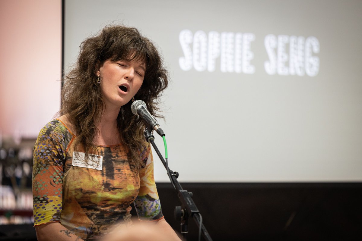 CM_Austin's tweet image. Our musical guest Sophie Seng wowed us with her songwriting and vocals at our November event. See her on 11/24 at The Ballroom. sophieseng.com 
📸 by Manny Pandya @manny_pandya #CMthread #CMATX