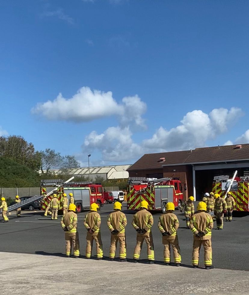 WMwright4062's tweet photo. Massive congratulations  to Cumbria FRS Recruits Course 03/24 who passed out at Barrow Fire Station today.

It has been a pleasure to support you with your recruit journey.

Best of luck with your future careers!

@CumbriaFire
@ColWr

🚒🔥👨‍🚒👩‍🚒🔥🚒 https://t.co/8BSZMDP0jk