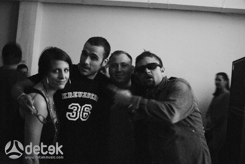 deepchild's tweet image. My first gigs in Detroit circa 2010(?) Please note t-shirt representing Berlin 😂🖤